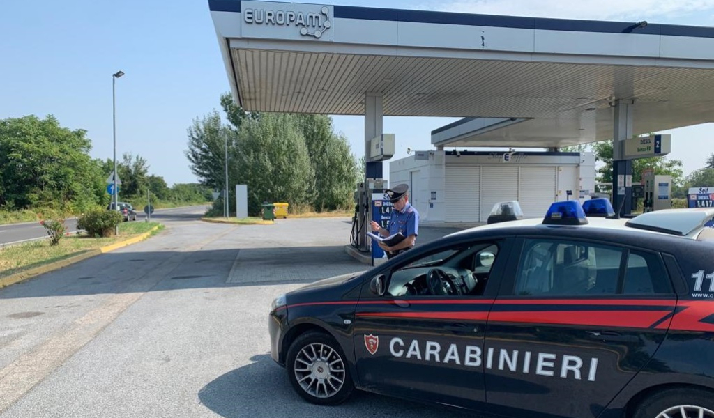 In bicicletta sulla Tangenziale di Voghera: “E’ buio, mi sono perso”