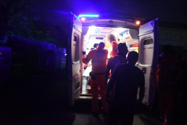 Infortunio sul lavoro, 51enne finisce in ospedale SIRENE DI NOTTE