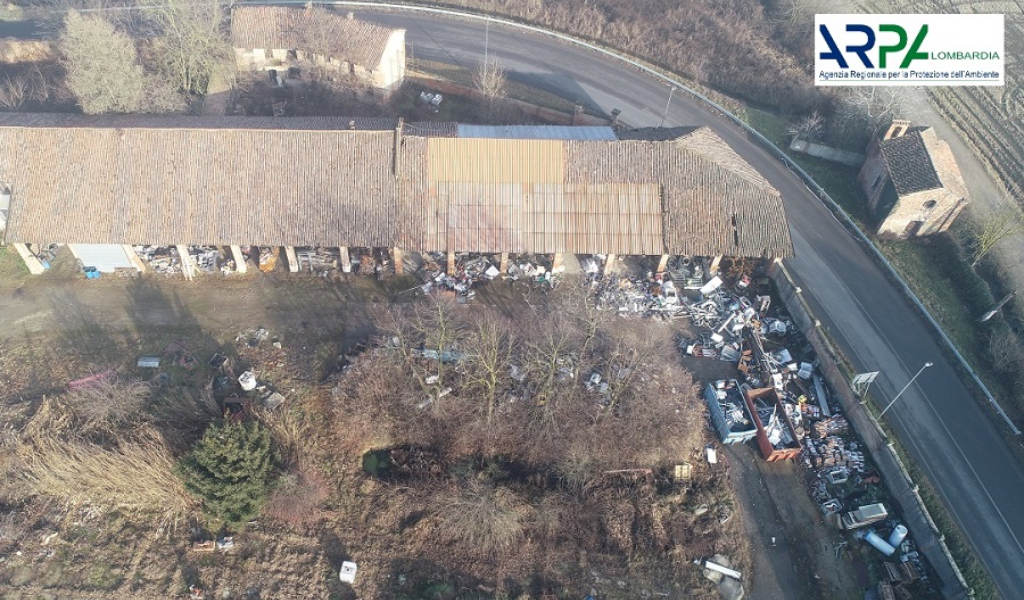 Scoperta un’altra discarica abusiva nel Pavese: a Giussago accumulati 4.000 metri cubi di rifiuti