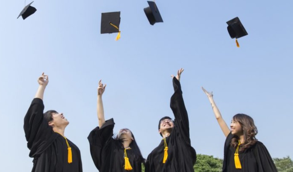 Rotary Club Pavia e AICA assegnano 9 premi alle migliori tesi di laurea e dottorato in ambito ETIC