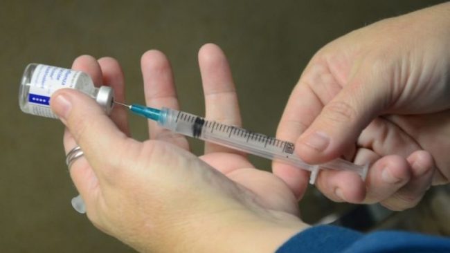 Regione Lombardia a caccia di altri vaccini antinfluenzali: mancano un milione e mezzo di dosi