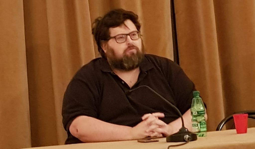 Mario Adinolfi a Pavia: “Una persona può essere lasciata libera di uccidersi? No!”