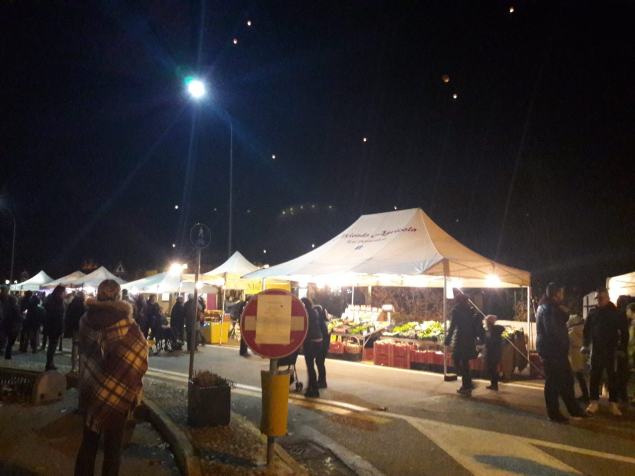 A Torre d’Isola tornano il Mercatino di Natale e la Notte delle Lanterne
