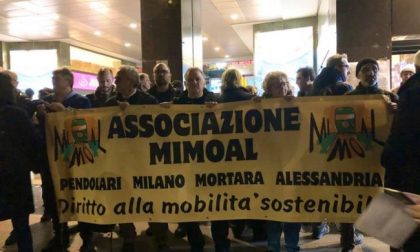 #adessobasta, a Cadorna la protesta dei pendolari e oggi ancora ritardi