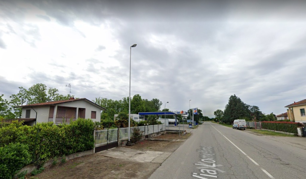 Schianto a Gambolò: Suv ribaltato, due feriti