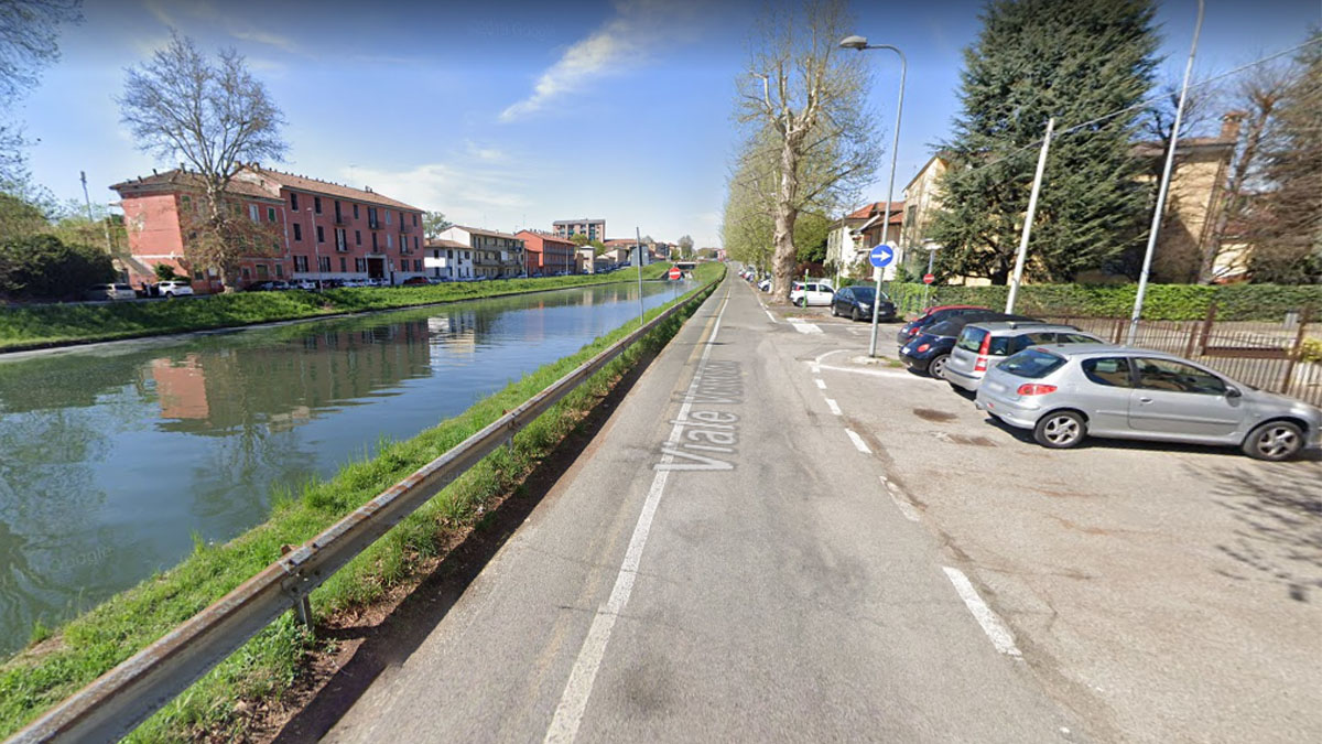 Tragedia a Ferragosto: morto un ciclista caduto nel Naviglio