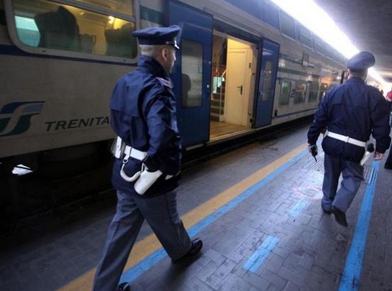 Viaggiava su un treno diretto a Genova.. ma doveva essere in carcere