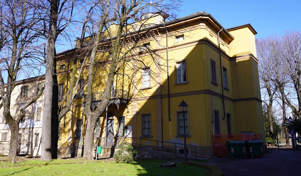 Iniziati i lavori di recupero di Villa Nuova Italia a Broni, ora 40 tonnellate di rifiuti da smaltire