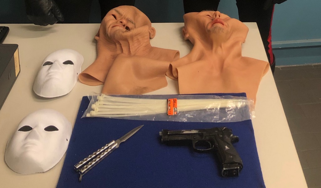 Banditi mascherati rapinano la gioielleria Boffini di Vigevano