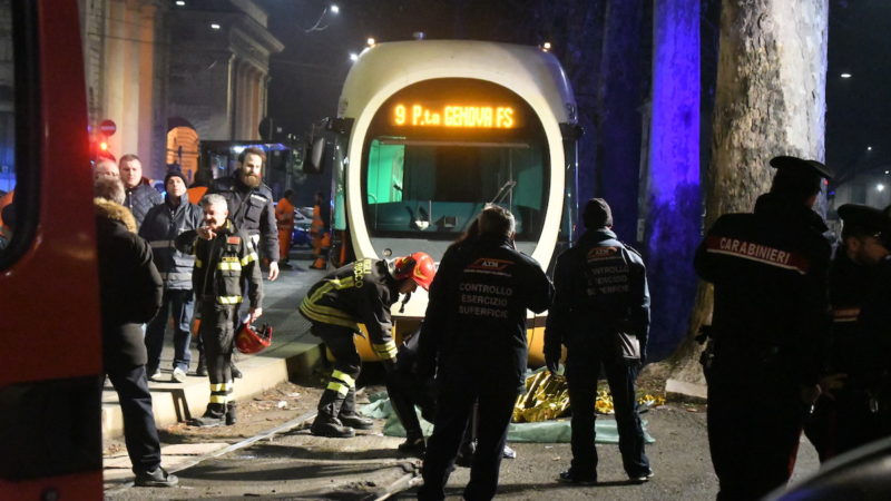 Investita dal tram, 20enne muore sotto gli occhi delle amiche FOTO e VIDEO