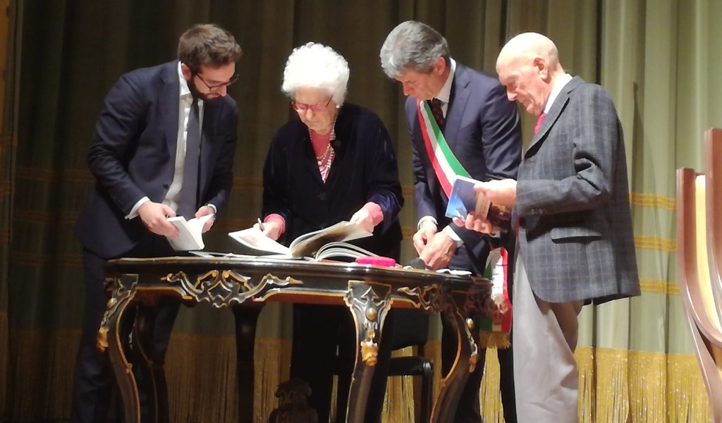 Liliana Segre ha ricevuto la “Benemerenza di San Siro” VIDEO