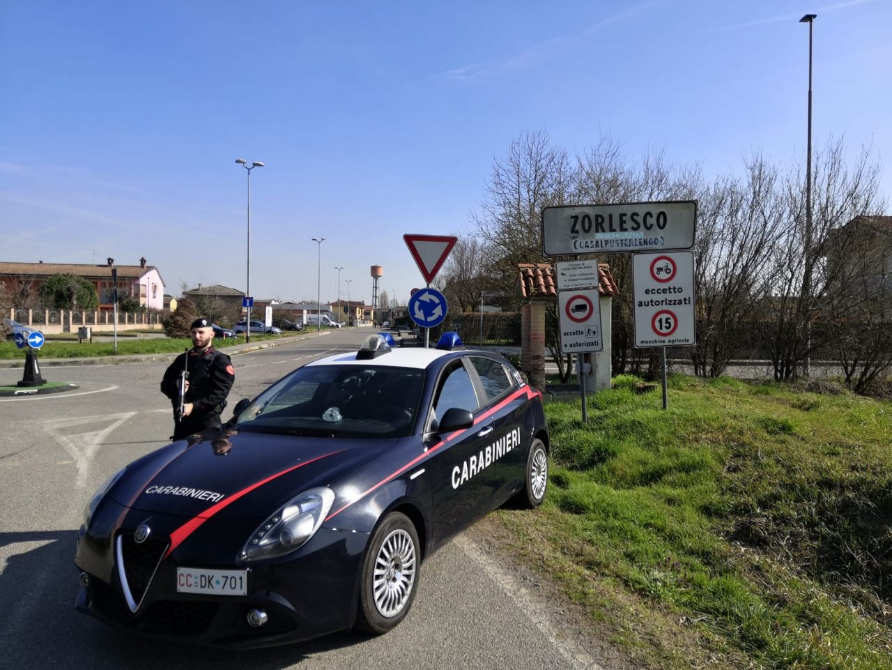 Tenta di entrare nella “zona rossa”, denunciato 33enne di Chignolo Po