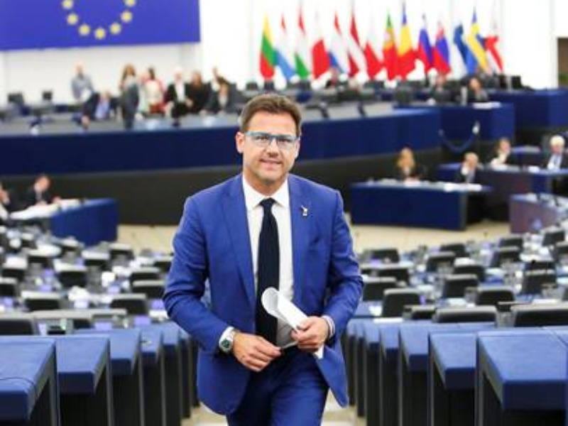 Caso Ugo Russo, l’europarlamente pavese Ciocca “I genitori dovrebbero suicidarsi”