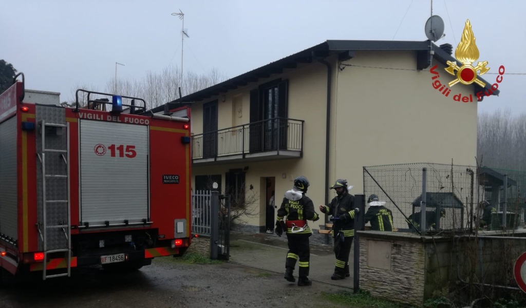 Principio d’incendio di una canna fumaria a Mede, arrivano i Vigili del fuoco