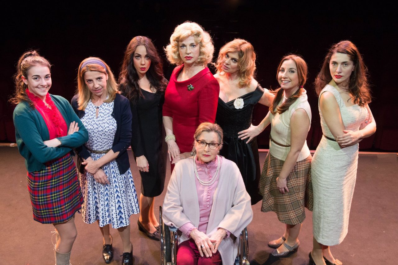 Un grande cast per “Otto donne e un mistero” in scena al Teatro Carbonetti di Broni
