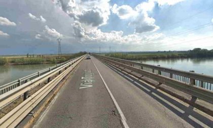 Interventi urgenti sui giunti, chiude il ponte sul fiume Po "di Bressana"