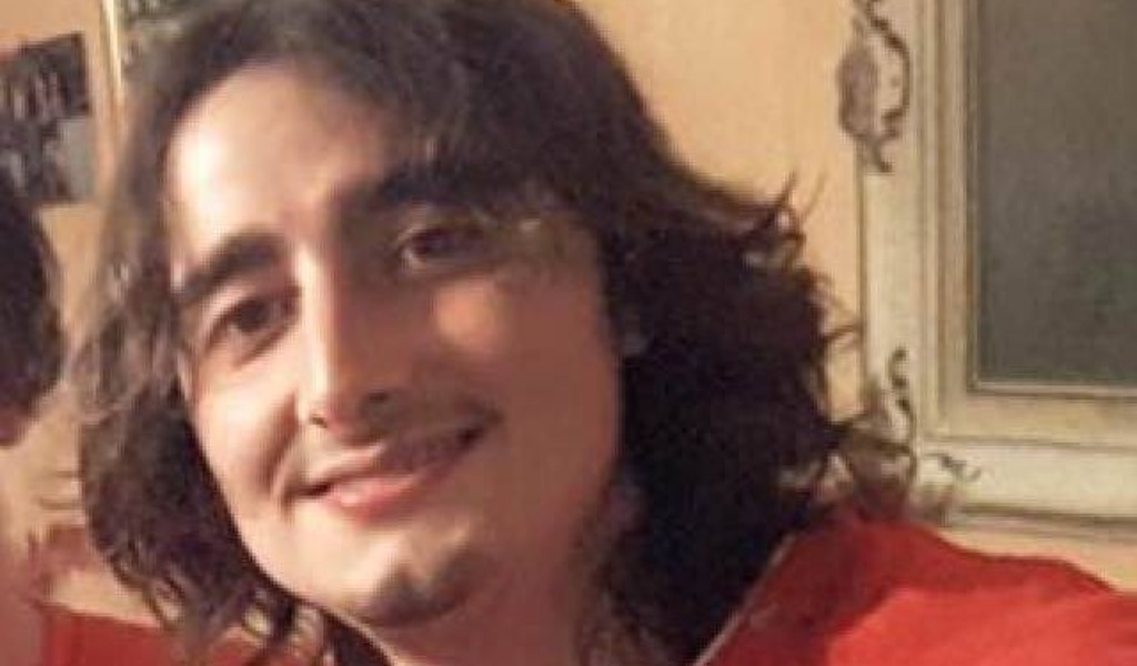 Muore a 27 anni colpito da un infarto, inutili i soccorsi