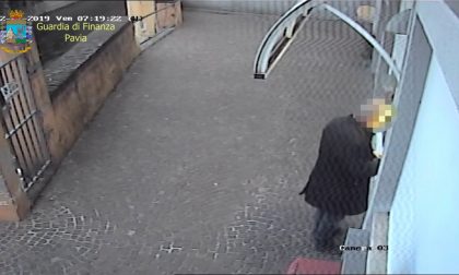 Direttore Ufficio Postale Vigevano rubava identità ad ignari clienti, arrestato VIDEO