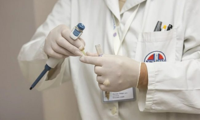 Morto medico di medicina generale, aveva la polmonite