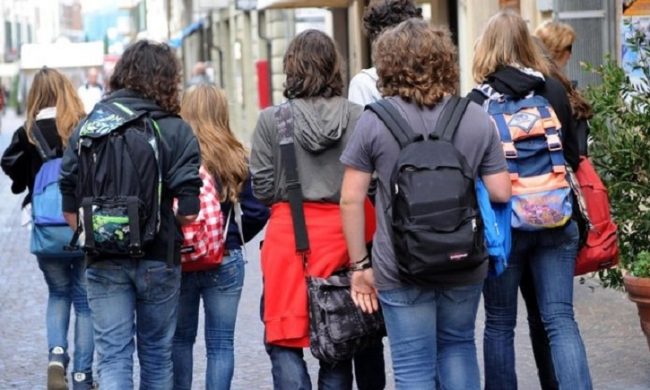 Coronavirus, il Ministro Azzolina conferma: “Scuole chiuse fino al 15 marzo”