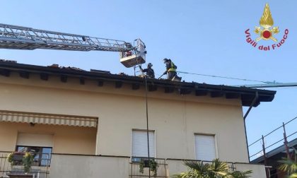 Incendio tetto a Cava Manara: danni ingenti alla copertura