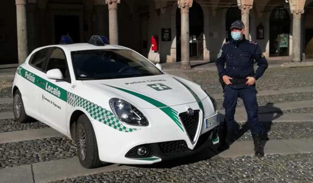 Spostamenti e assembramenti, per le strade di Vigevano arrivano i militari