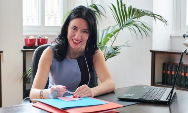 Anche il ministro Azzolina frena Fontana sulla Didattica a Distanza obbligatoria: “Trovi altre soluzioni”