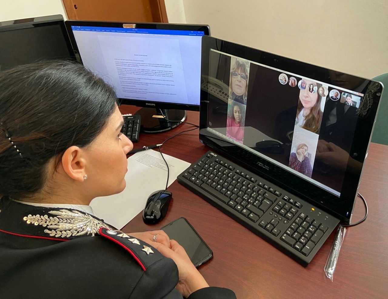 Affrontare l’emergenza Coronavirus, i Carabinieri incontrano virtualmente le studentesse dell’Ipsia Cremona