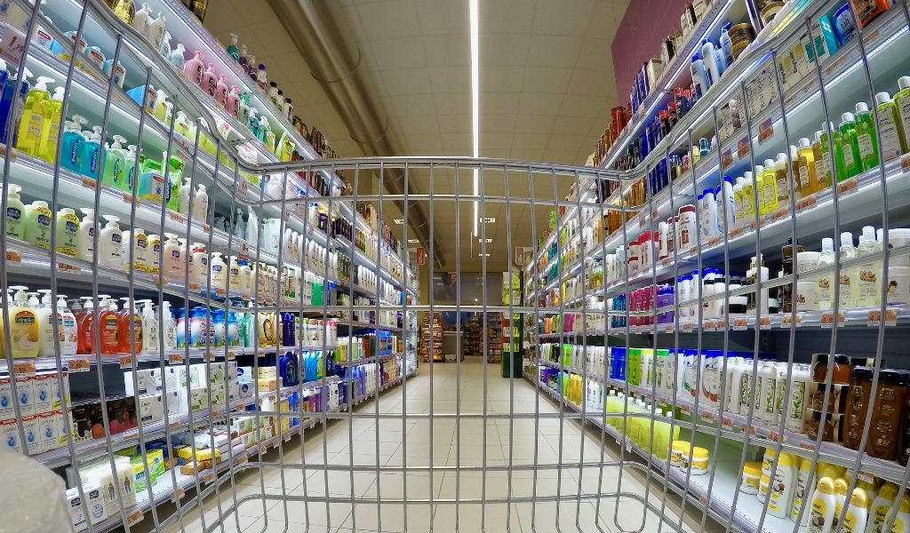Furto al Bennet di Mortara: sorpresa con 800euro di generi alimentari rubati