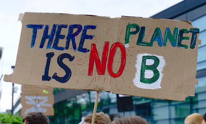 "La nostra rabbia è energia rinnovabile": le azioni di Friday For Future Pavia verso lo sciopero globale per il clima