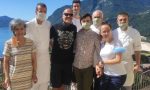 Max Pezzali turista sul lago d’Iseo: anche i vip scelgono le vacanze italiane