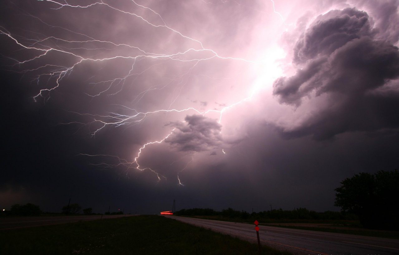 Rischio forti temporali: permane l’allerta meteo per tutta la giornata di oggi