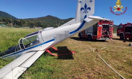 Atterraggio sbagliato, aereo da turismo finisce in un fossato: ferito 56enne pavese