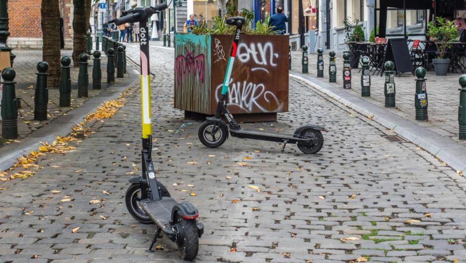 Incidente in monopattino: 21enne finisce in ospedale SIRENE DI NOTTE