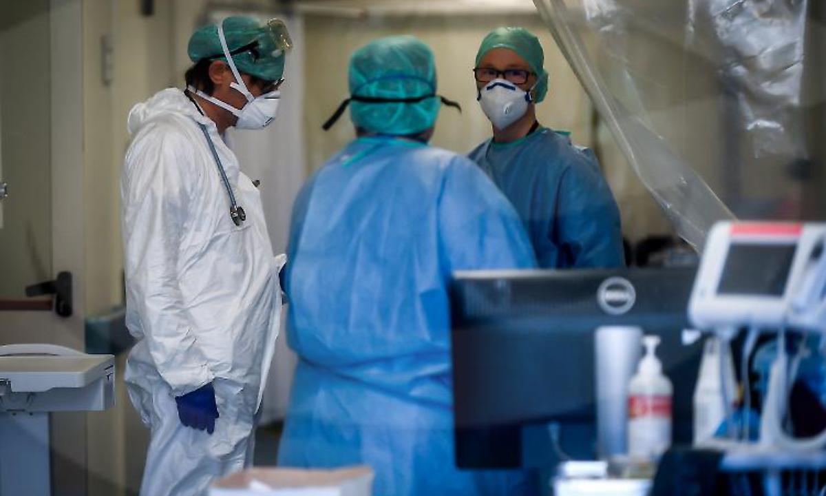Coronavirus, anche oggi in Lombardia oltre 300 positivi. A Pavia e provincia +9