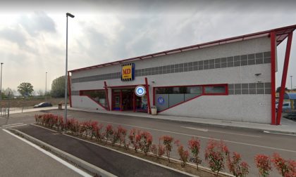 Rubano portafoglio al supermercato: nei guai due donne di 45 e 39 anni