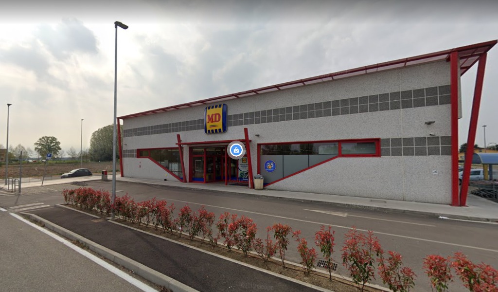 Rubano portafoglio al supermercato: nei guai due donne di 45 e 39 anni