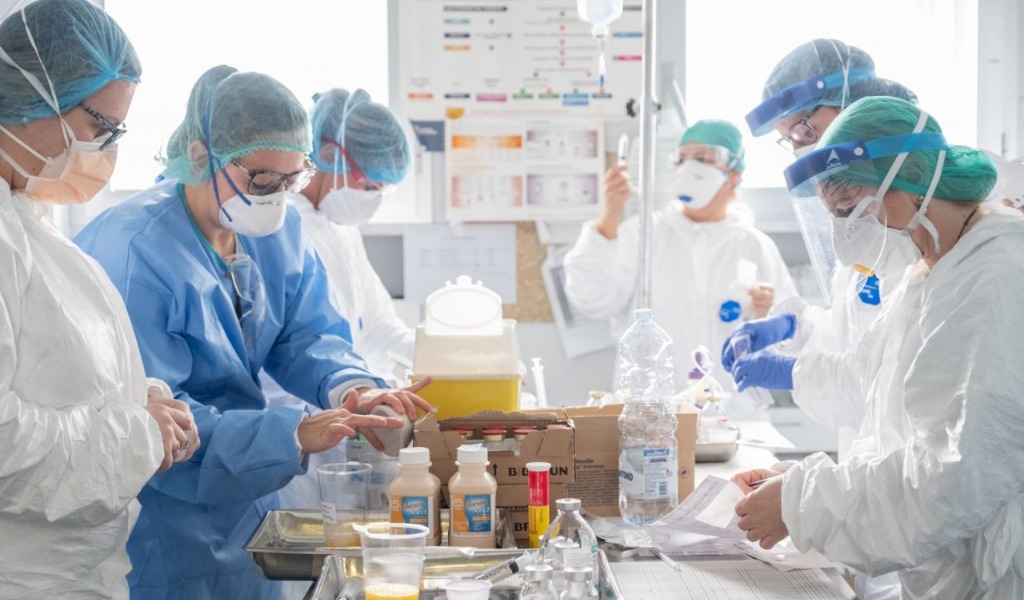 Covid, dati 30 aprile 2021 | +2.214 positivi in Lombardia | Pavia +132
