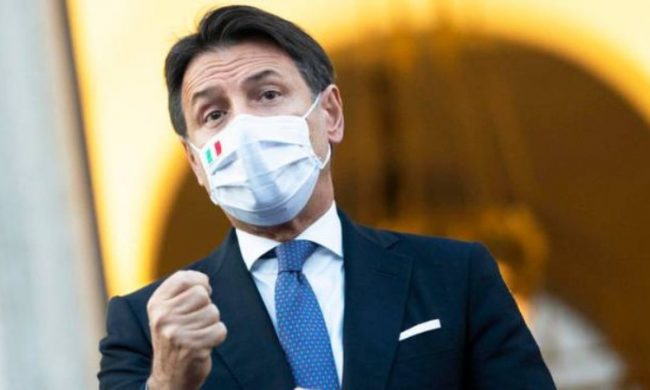 Atteso nuovo Dpcm: stop a palestre e piscine. Bar e ristoranti chiusi dalle 18