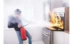 Incendio in casa, è colpa dell'elettrodomestico in cortocircuito?