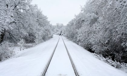 Scatta il piano neve sulla circolazione ferroviaria: oggi meno treni sui binari