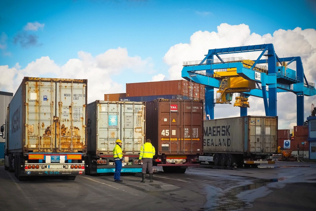 Economia in rosso per fine anno: flessione dell’export del -13,9% a Pavia