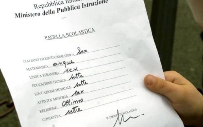 Via i “freddi” voti numerici, alle scuole elementari in pagella ritornano i giudizi