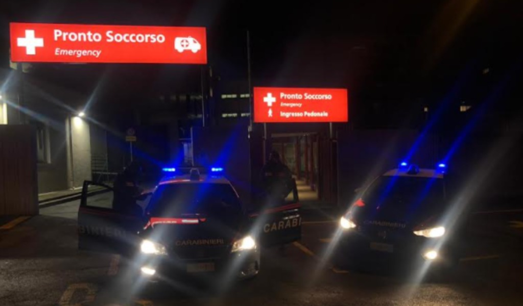 Tenta il furto nel bar dell’ospedale, 20enne in manette