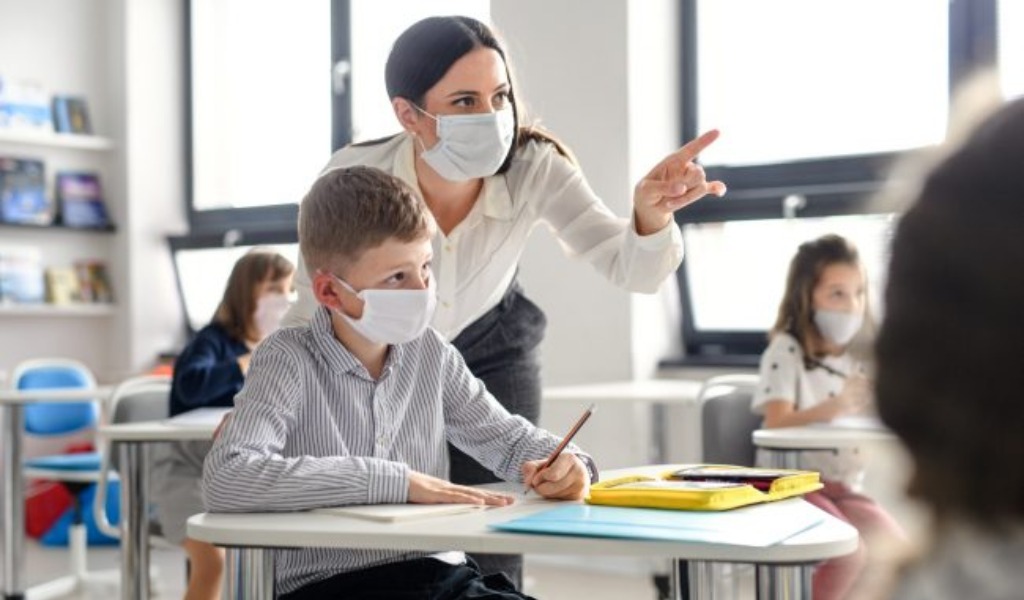 Classi in quarantena ancora in diminuzione: in provincia di Pavia sono 30