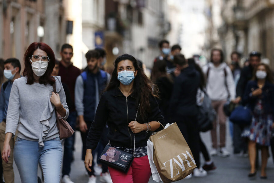 Dati sbagliati (dalla Regione?): da domenica la Lombardia torna in zona arancione