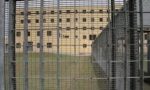 Maxi rissa in carcere a Vigevano, albanesi contro magrebini: tre agenti feriti