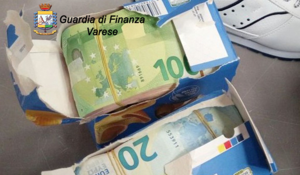 Sequestro a Malpensa, nascosti nelle scatole della pasta quasi 70mila euro