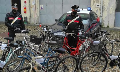 Rubano biciclette per poi rivenderle su internet: tra le 13 ritrovate c'è anche la tua?