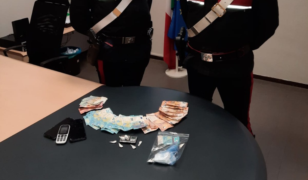 Spaccio a Voghera, due giovani in manette
